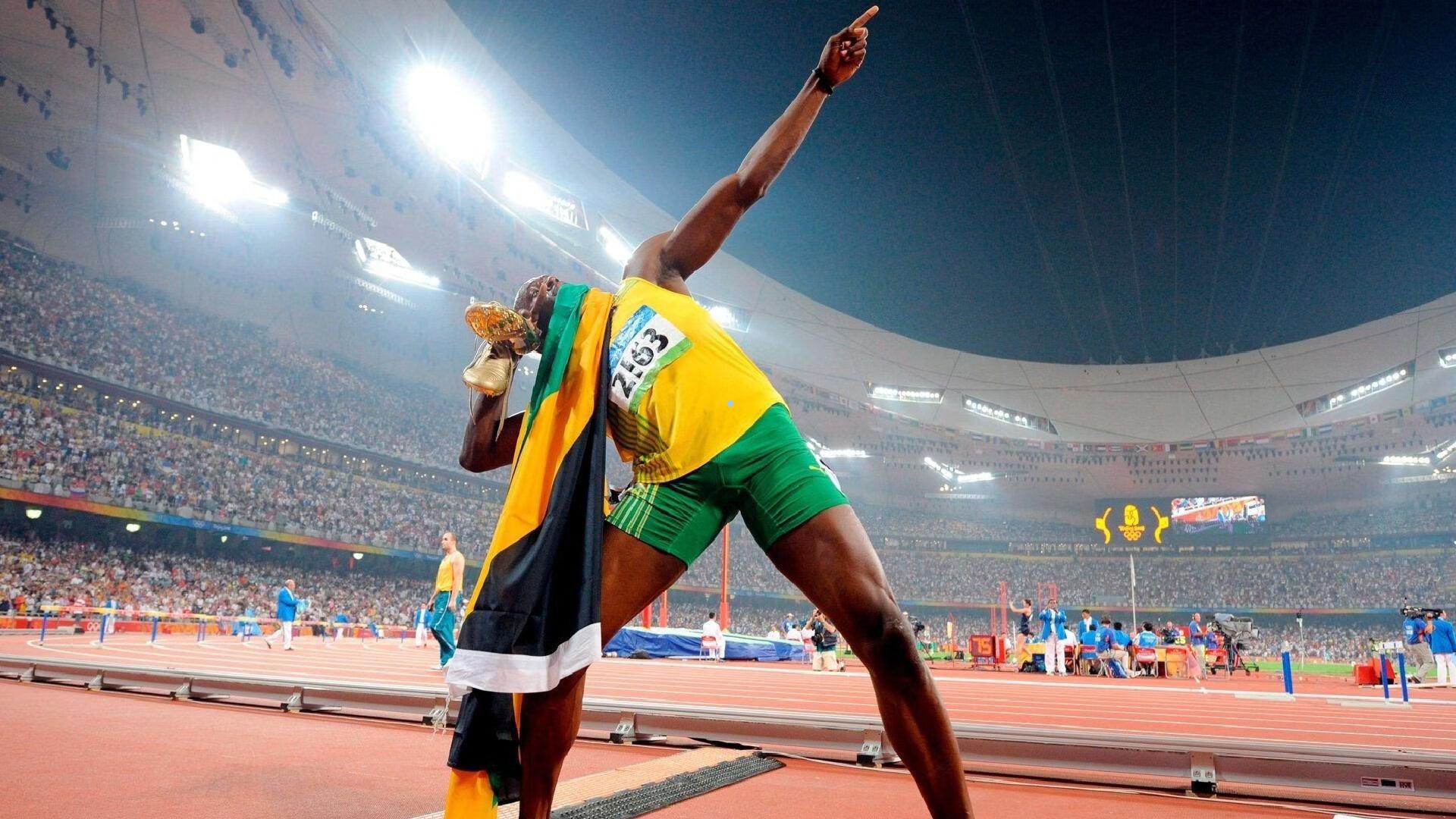 阿隆索质疑裁判判罚，维尼修斯点球明显，未检视回放令人诧异