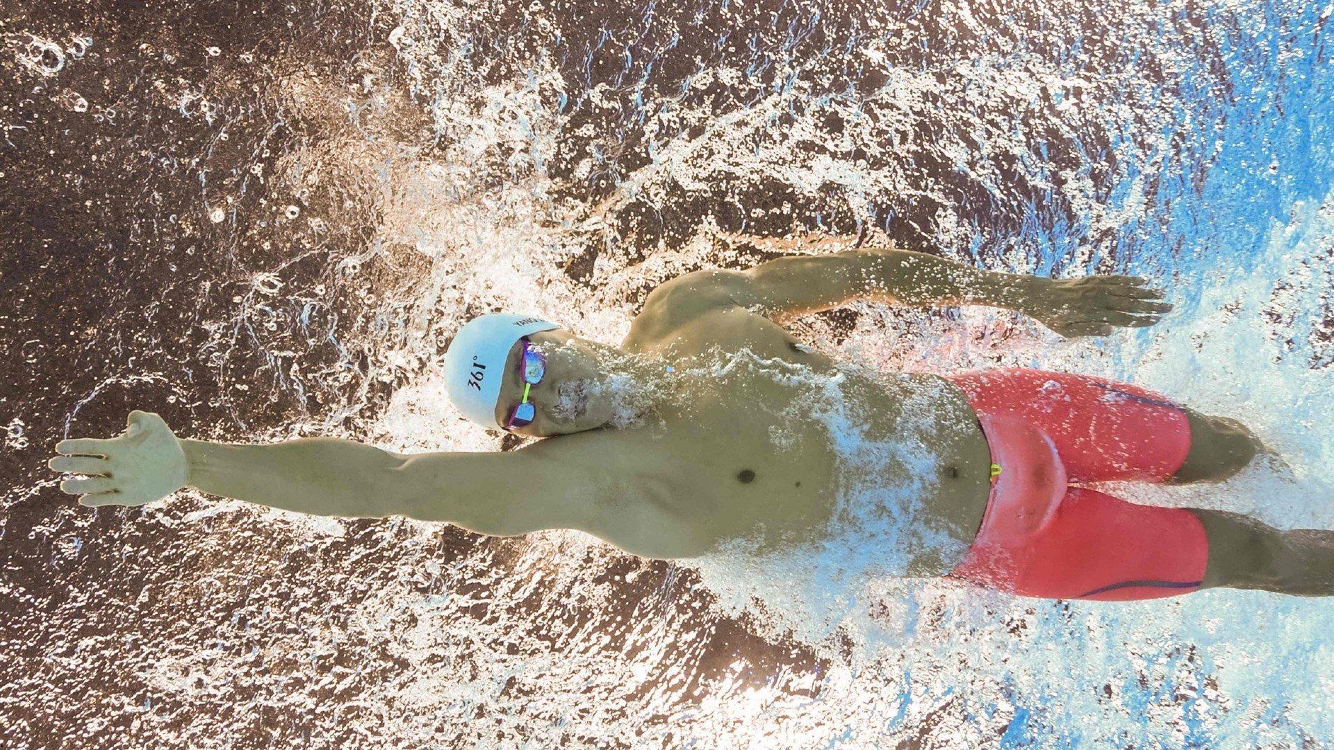 摩洛哥荣耀加冕阿拉伯杯,街头焰火与狂欢舞蹈点亮胜利之夜